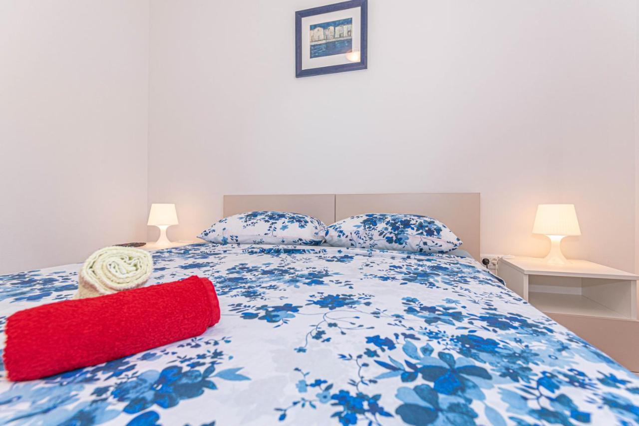 Apartment Milka 扎顿 外观 照片