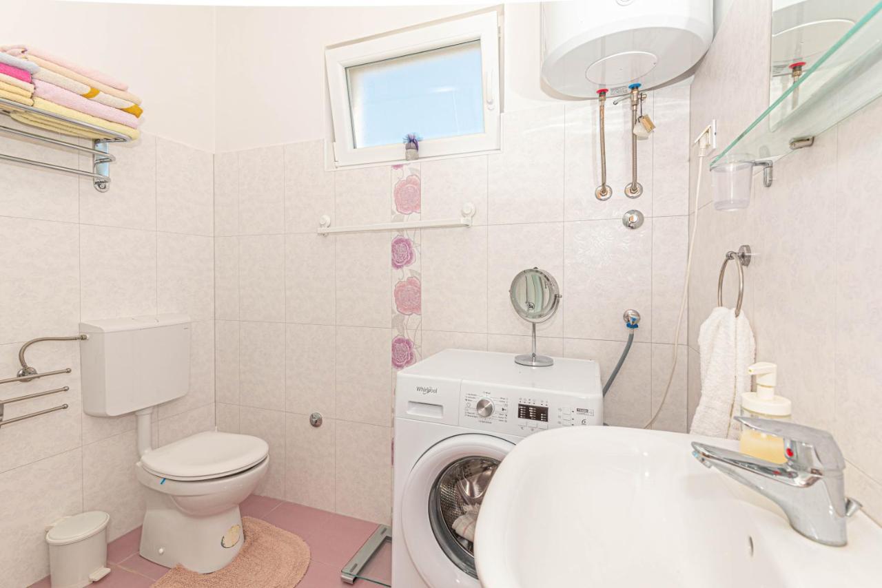 Apartment Milka 扎顿 外观 照片